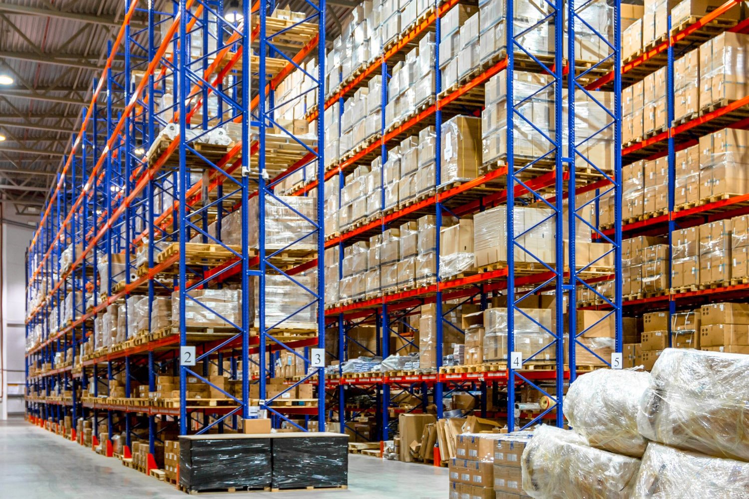 Selective pallet racking delivers direct pallet access, high flexibility, and efficient selective packing for modern U.S. warehouses