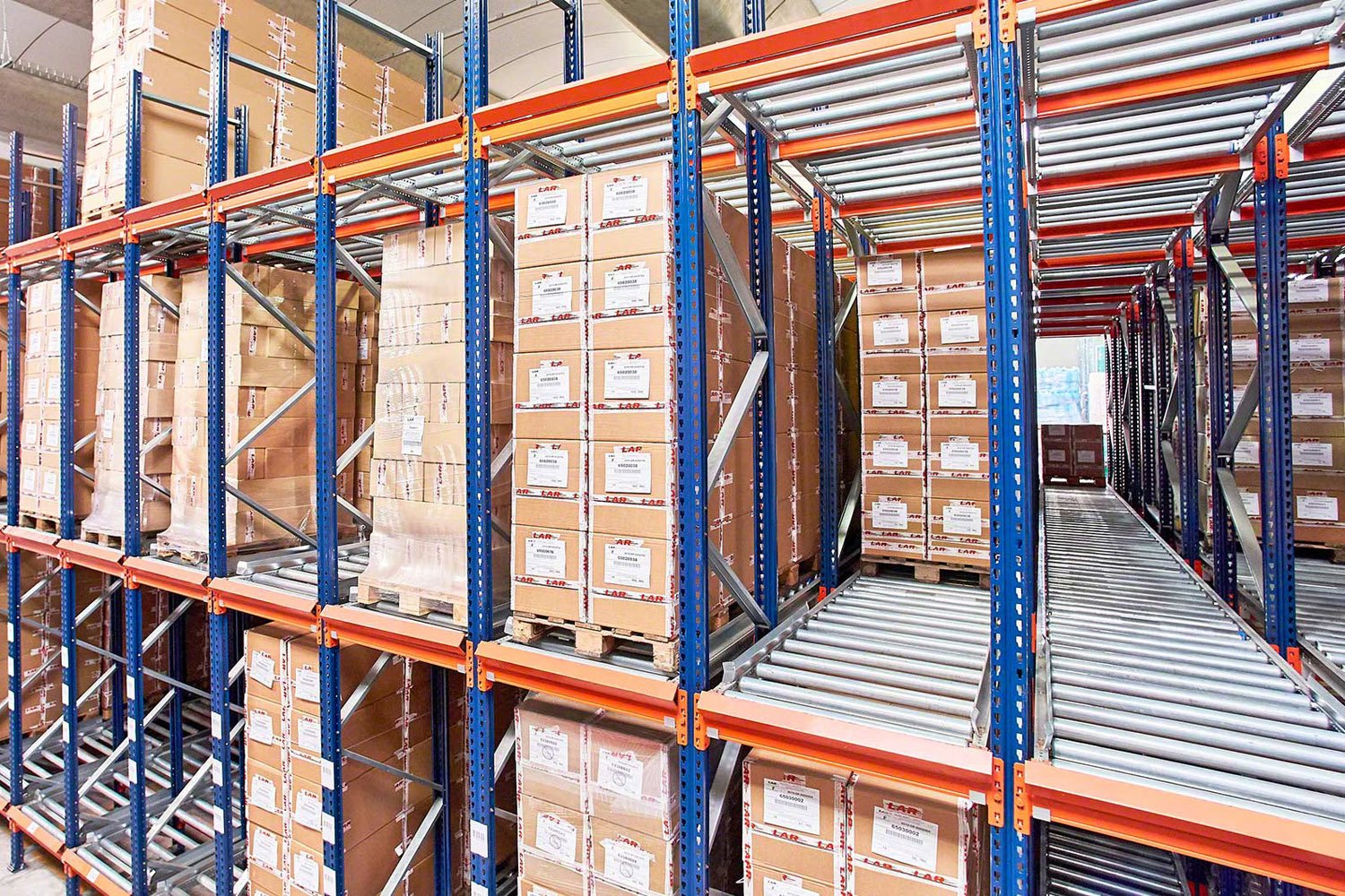 A gravity-based, high-density storage system that streamlines material flow and reduces handling time.