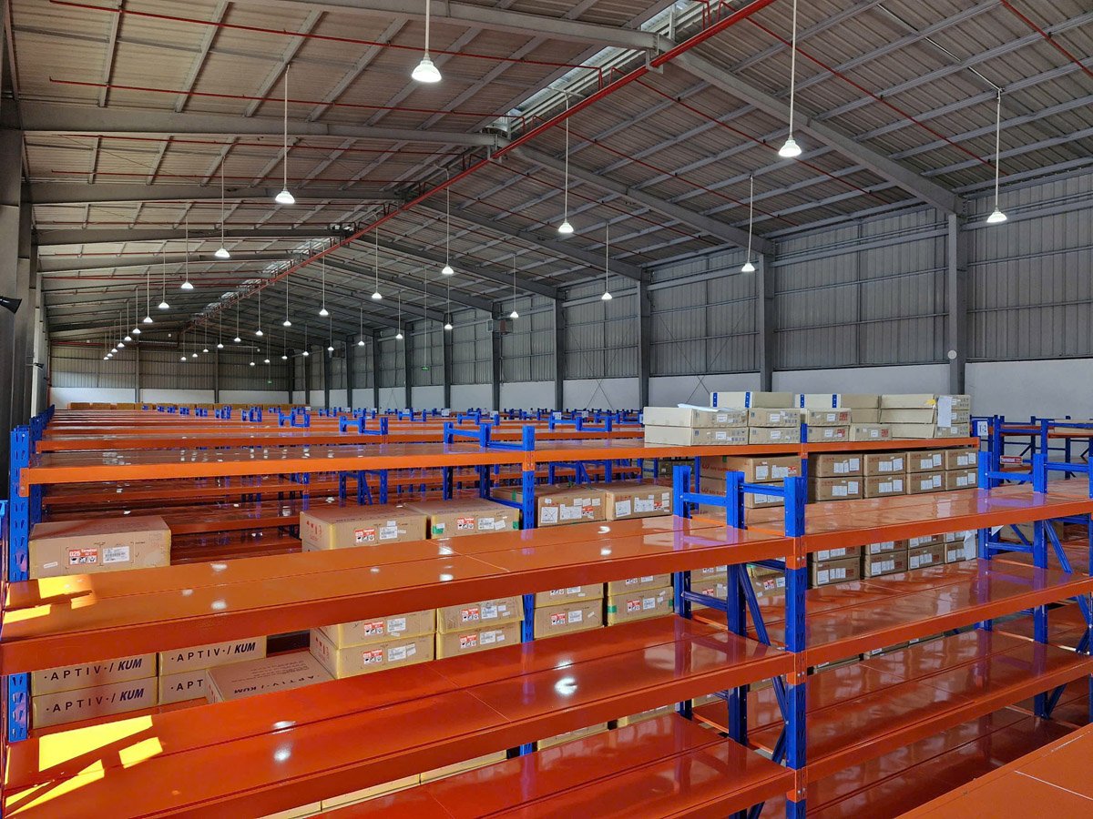 Thanks to their flexibility, durability, and accessibility, industrial shelving systems are widely applied across various industries.