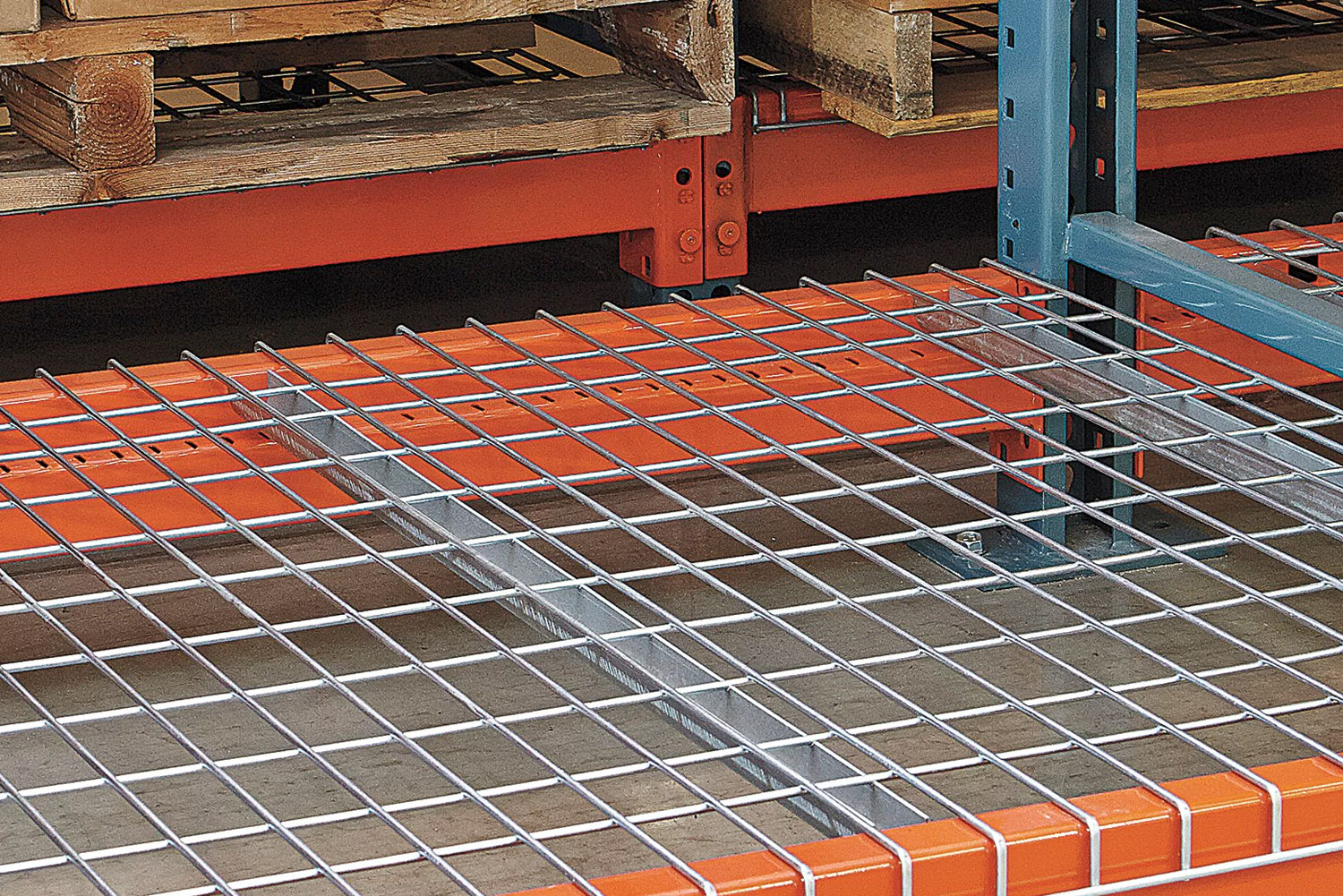 Wire decking